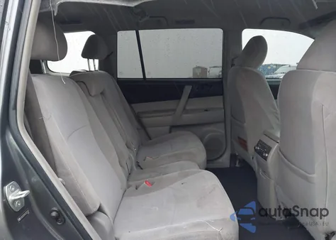2012 Toyota Highlander z USA, uszkodzony, nr VIN 5TDZA3EH4CS017437